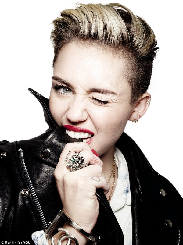 Gambar Latar Belakang Miley Cyrus PNG